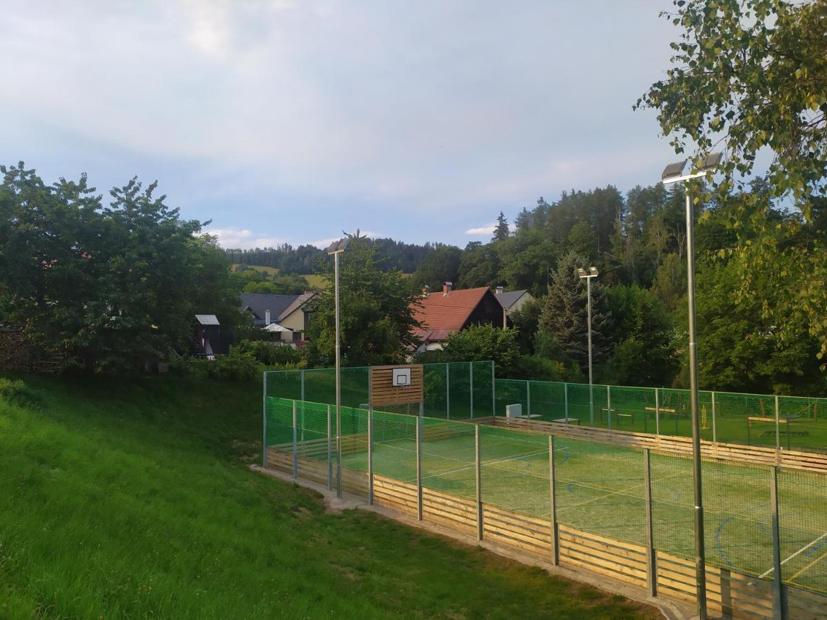 Ubytovani U Bohouse Илемнице Екстериор снимка