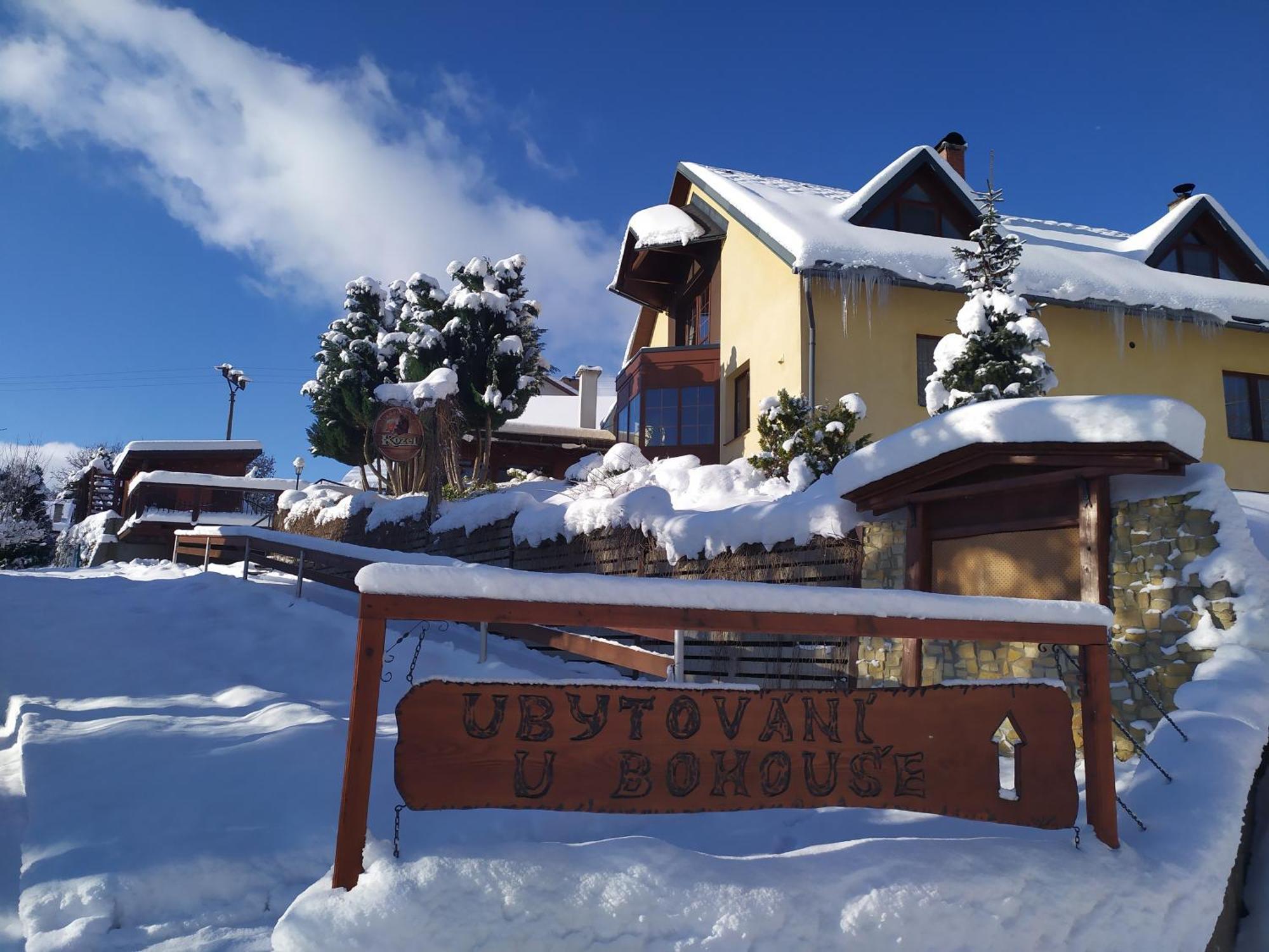 Ubytovani U Bohouse Илемнице Екстериор снимка