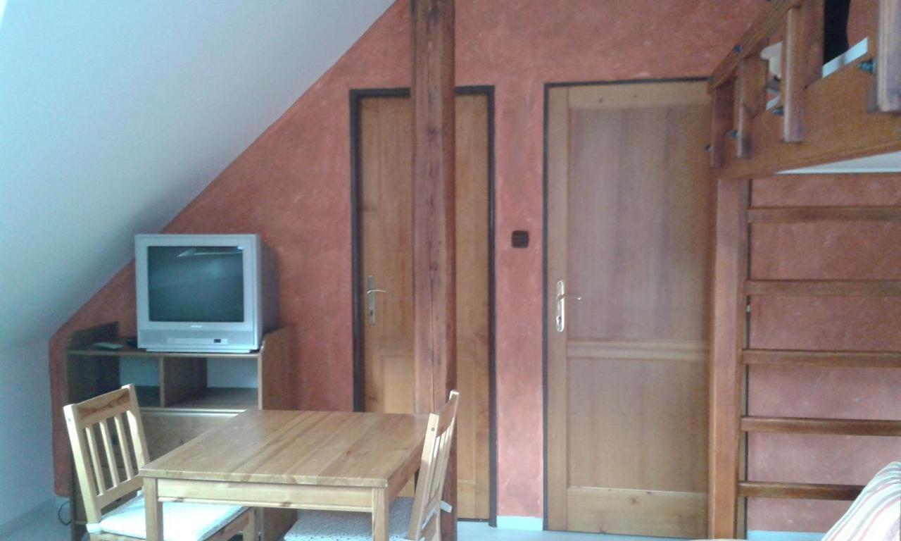 Ubytovani U Bohouse Илемнице Екстериор снимка